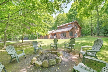 Alden Vacation Rental | 3BR | 2BA | 1,527 Sq Ft | 5 Steps Required