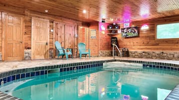 屋内プール、温水プール