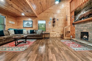 Smart-tv, eldstad och tv-spel