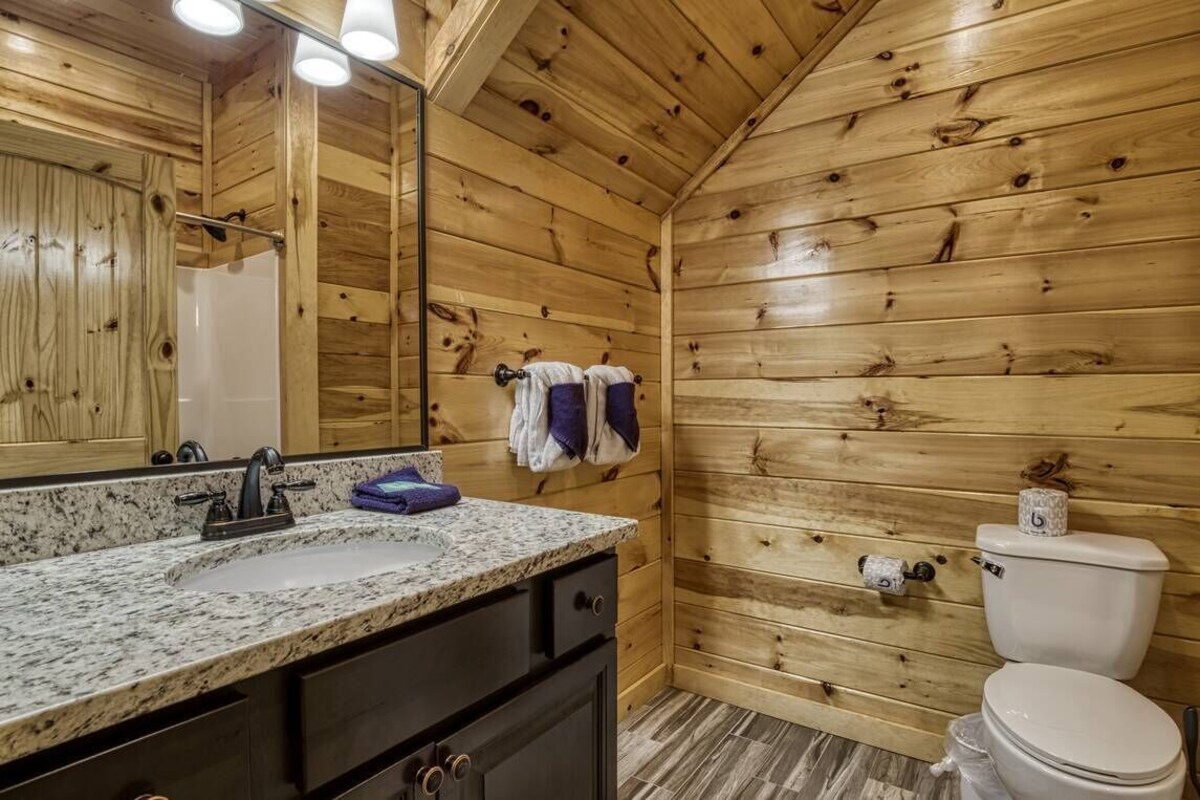 Photo 71 of Dogs allowed:Hot Tub,Pool table, Arcade, Theater Room, Decks. Minutes to GBurg