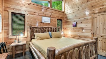 5 bedrooms, iron/ironing board, travel crib, free WiFi