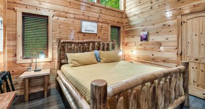 Log Cabin Getaway: Private Hot Tub, Billiards, Arcade Games, Theater Room