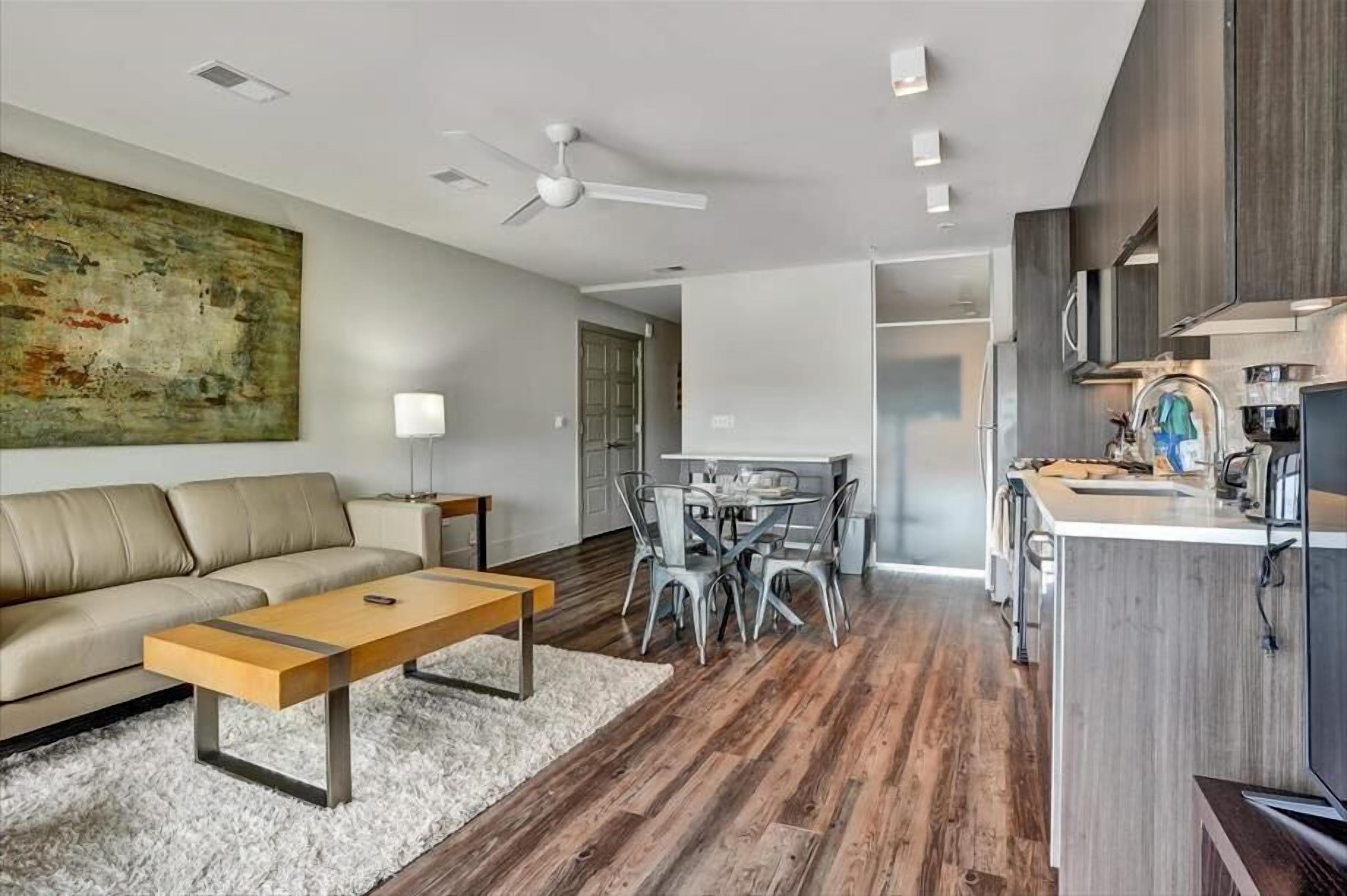 New Buckhead 2BR | near Subway&Transits | HJ Airport