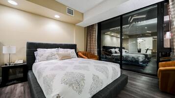 1 chambre, bureau, fer et planche à repasser, Wi-Fi gratuit