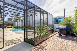 Beheizter Pool