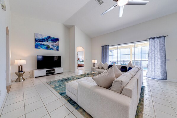 TV, table football - 416BC: Luxurious 4-BR in The Manor at West Haven (Orlando)