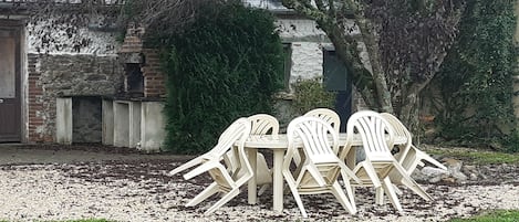 Utendørsservering