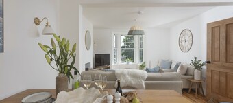 11 Tywarnhayle House - Pet Friendly/close to beach