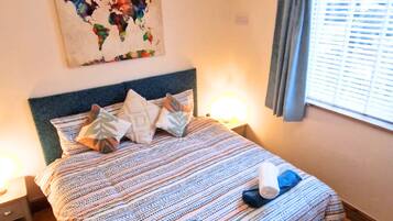 1 bedroom, desk, iron/ironing board, free WiFi