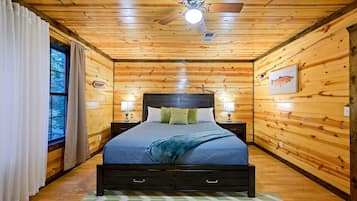 4 bedrooms, travel cot, free WiFi, bed sheets