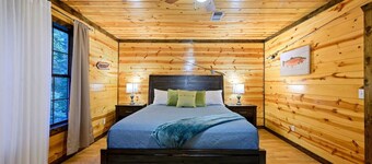 Wild Oasis · New! Wild Oasis: Pool, Gameroom, Theatre, Hot Tub