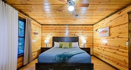 Wild Oasis · New! Wild Oasis: Pool, Gameroom, Theatre, Hot Tub