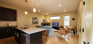 Interior - Allevue in Old Towne TC Private Rooftop Deck (Traverse City)