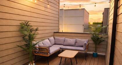 Allevue Old Towne TC Private Rooftop Walkable