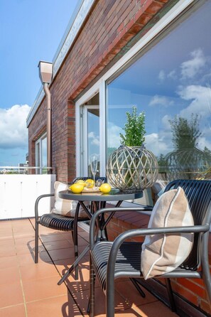 Outdoor dining - Salted Caramel - Sonniges 1 Raumappartement mit Südbalkon (Wenningstedt)