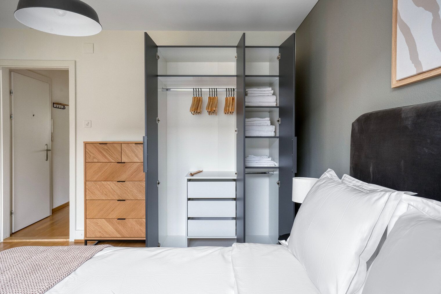 3 Schlafzimmer, Bügeleisen/Bügelbrett, WLAN, Bettwäsche