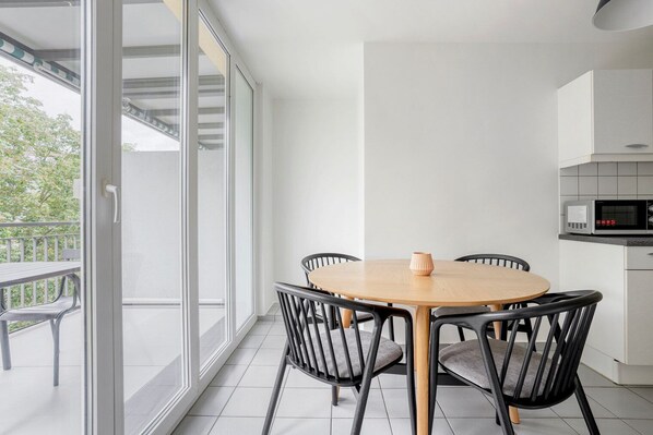 Dining - Cool Breite 2BR w/ Storage & Shared W/D, by Blueground (Basel)