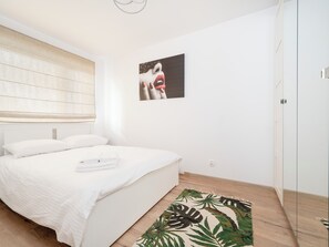 1 chambre, fer et planche à repasser, Wi-Fi, draps fournis