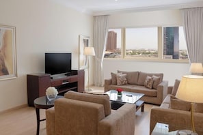 Living area - One Bedroom Apartment Near Internet City Metro (Dubai)