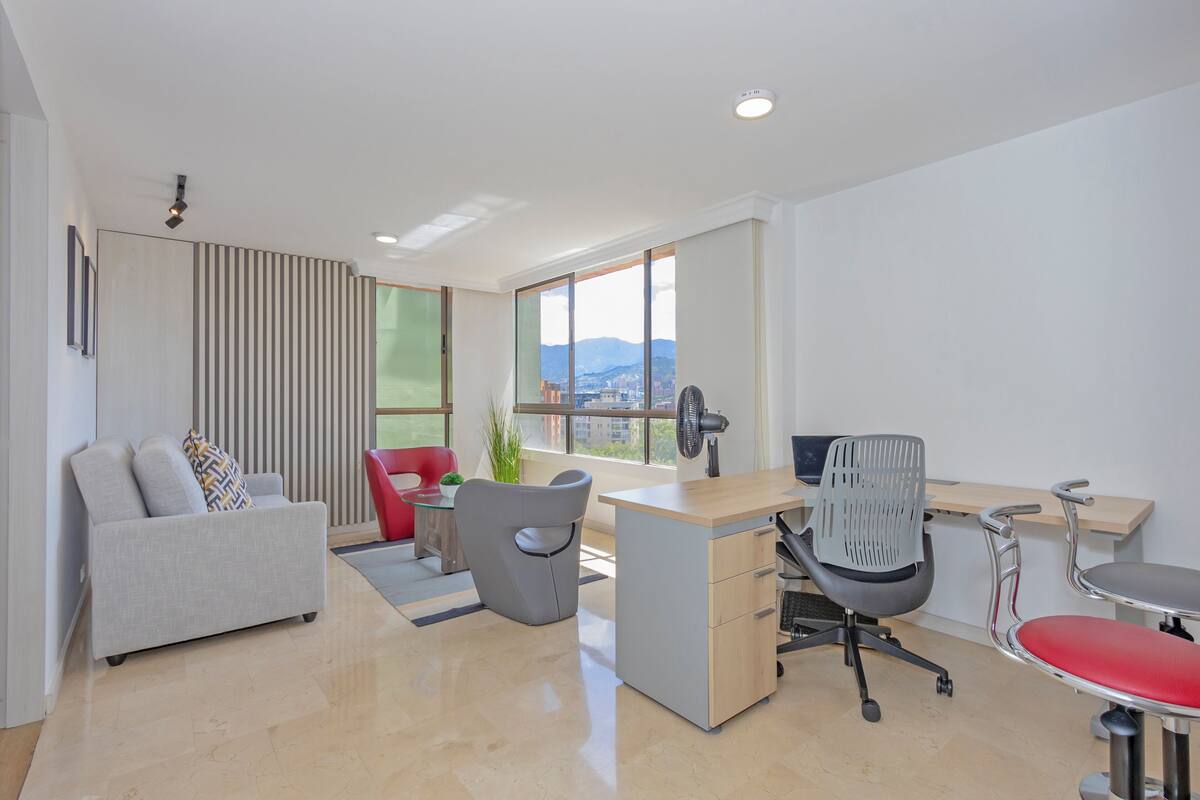 Apartment (705) | Living area