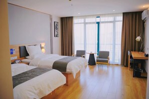 Standard Twin Room | Bathroom | Shower, hair dryer, towels, soap - Songshan Lake Ecological Hotel (Nanjing)