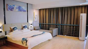 Standard Double Room, Garden View | Desk, laptop workspace, free WiFi