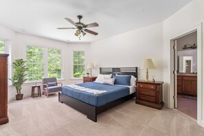 6 soverom, strykejern/-brett, wi-fi og sengetøy