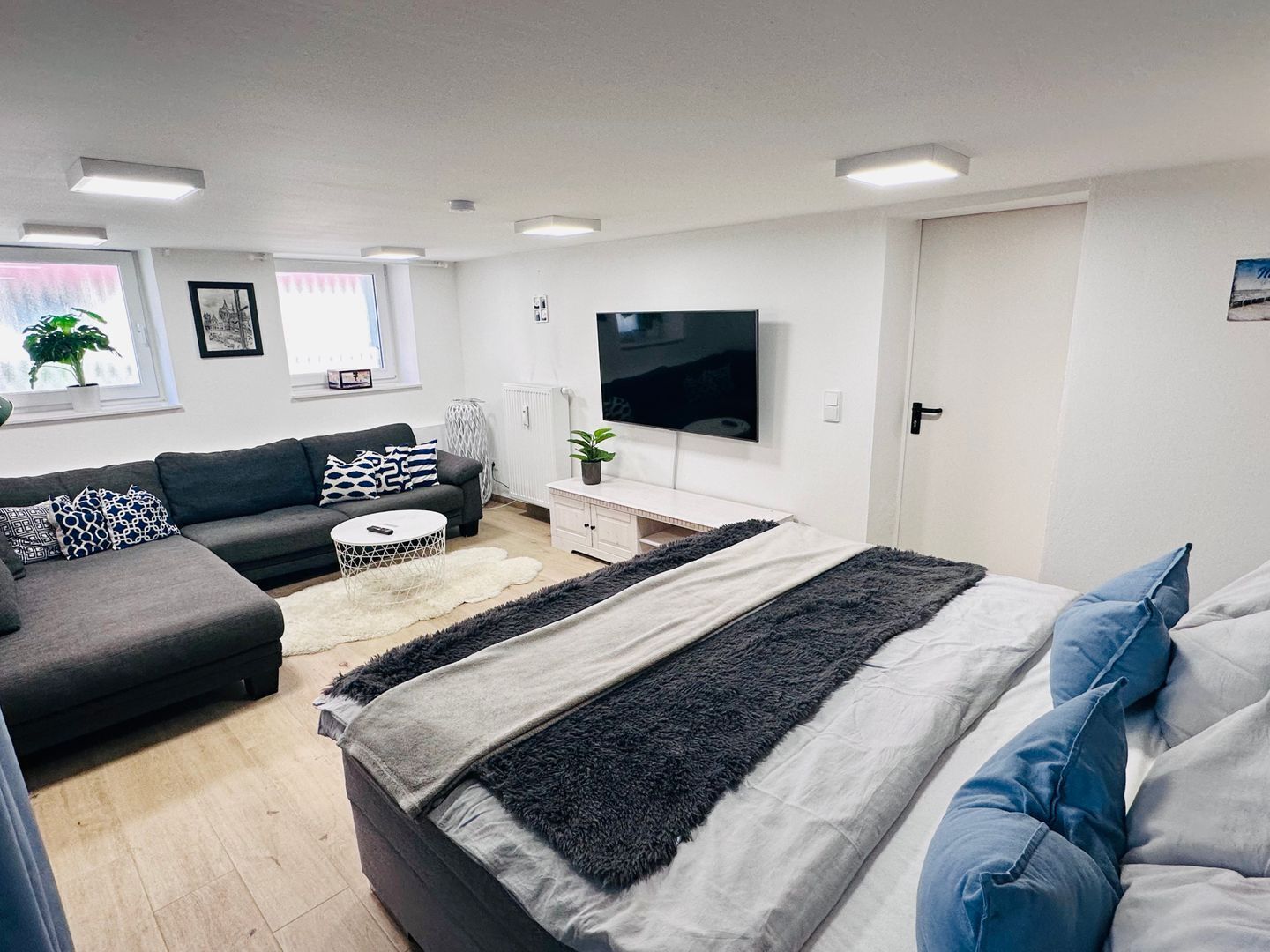 Fernseher, Stereoanlage