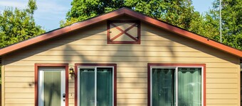 Urban Cabin on Mt Scott 