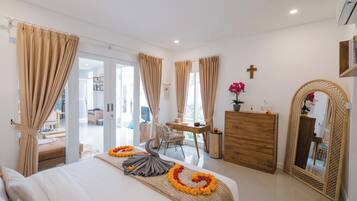 Exclusieve villa, 2 slaapkamers, privézwembad | 2 slaapkamers, een kluis op de kamer, verduisterende gordijnen