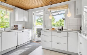 Kühlschrank, Herdplatte, Geschirrspüler