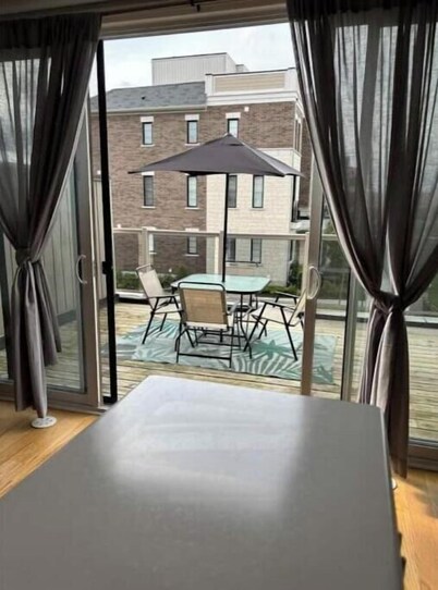 Cozy Modern Home in Bowmanville 3Br - New Downtown