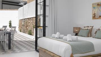 3 bedrooms, iron/ironing board