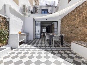 Outdoor dining - My Loft 4 You Patraix Style & Free airport transfer* (Valencia)