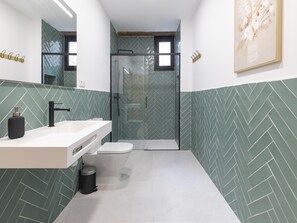 Hair dryer - My Loft 4 You Patraix Style & Free airport transfer* (Valencia)