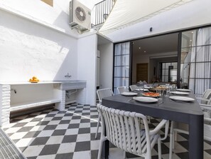 Outdoor dining - My Loft 4 You Patraix Style & Free airport transfer* (Valencia)