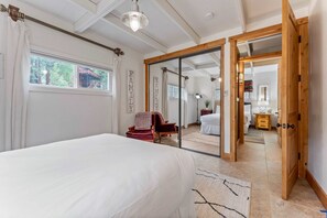 5 chambres, fer et planche à repasser, Wi-Fi, literie fournie