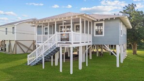 Exterior - 3BR Classic Beach House w/ Fire Pit | Walk 2 Beach (Garden City)