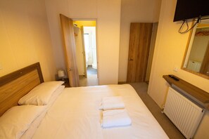 3 bedrooms, free WiFi, bed sheets