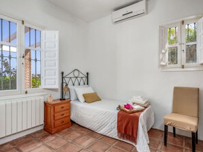 3 chambres, bureau, fer et planche à repasser, Wi-Fi