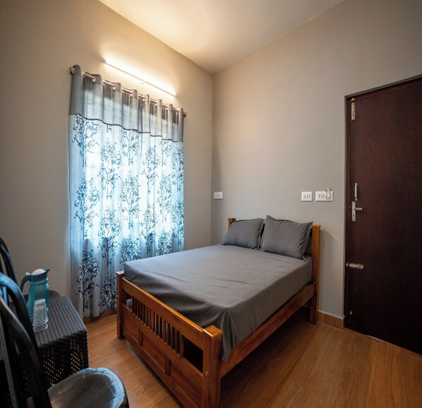 Double Room - Hill Lock Mist (Kodaikanal)