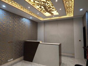 Reception - Hotel White Stone (Dhaka)