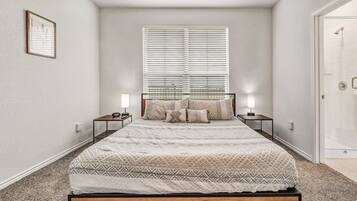 4 bedrooms, desk, iron/ironing board, travel cot