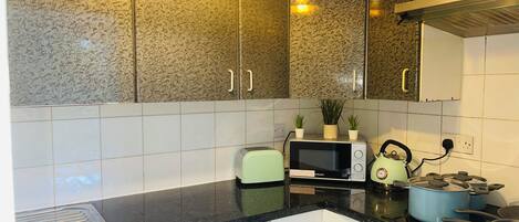 Fridge, microwave, oven