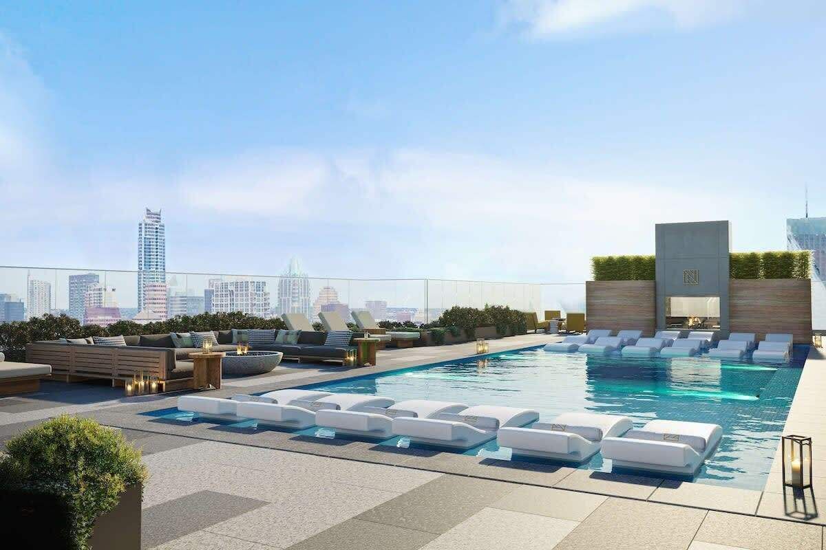 Modern Rainey St Oasis - Pool & Stunning Views