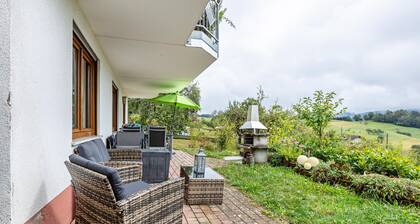Appartement 'Landblick' avec vue sur la montagne, terrasse privée et Wi-Fi