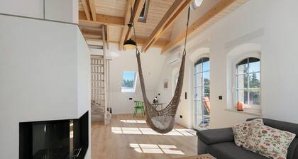 Ferienwohnung 'Flieder' mit Gemeinschaftsgarten, Balkon und WLAN