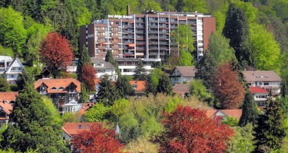 Ferienwohnung Nr. 19" mit Gemeinschaftsgarten, Balkon und WLAN