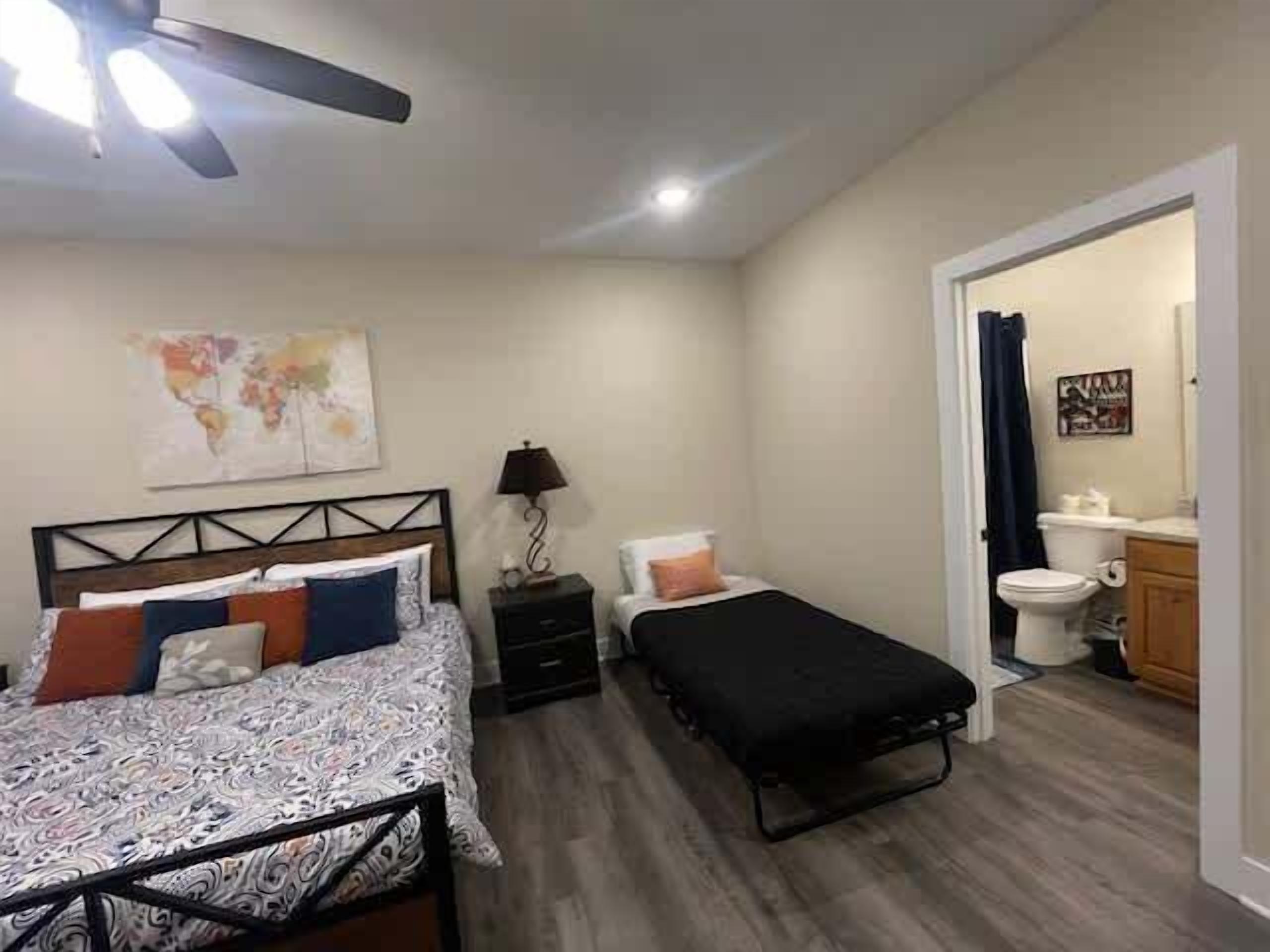 6 bedrooms, iron/ironing board, travel cot, WiFi