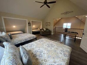 6 Schlafzimmer, Bügeleisen/Bügelbrett, Reisekinderbett, WLAN